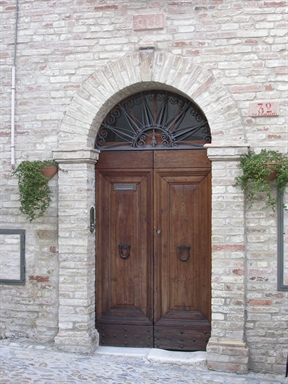 Palazzetto in Via Consorti